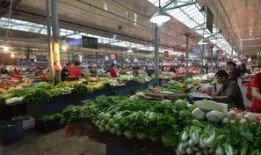 长春菜市场爆料视频曝光,食品安全引关注